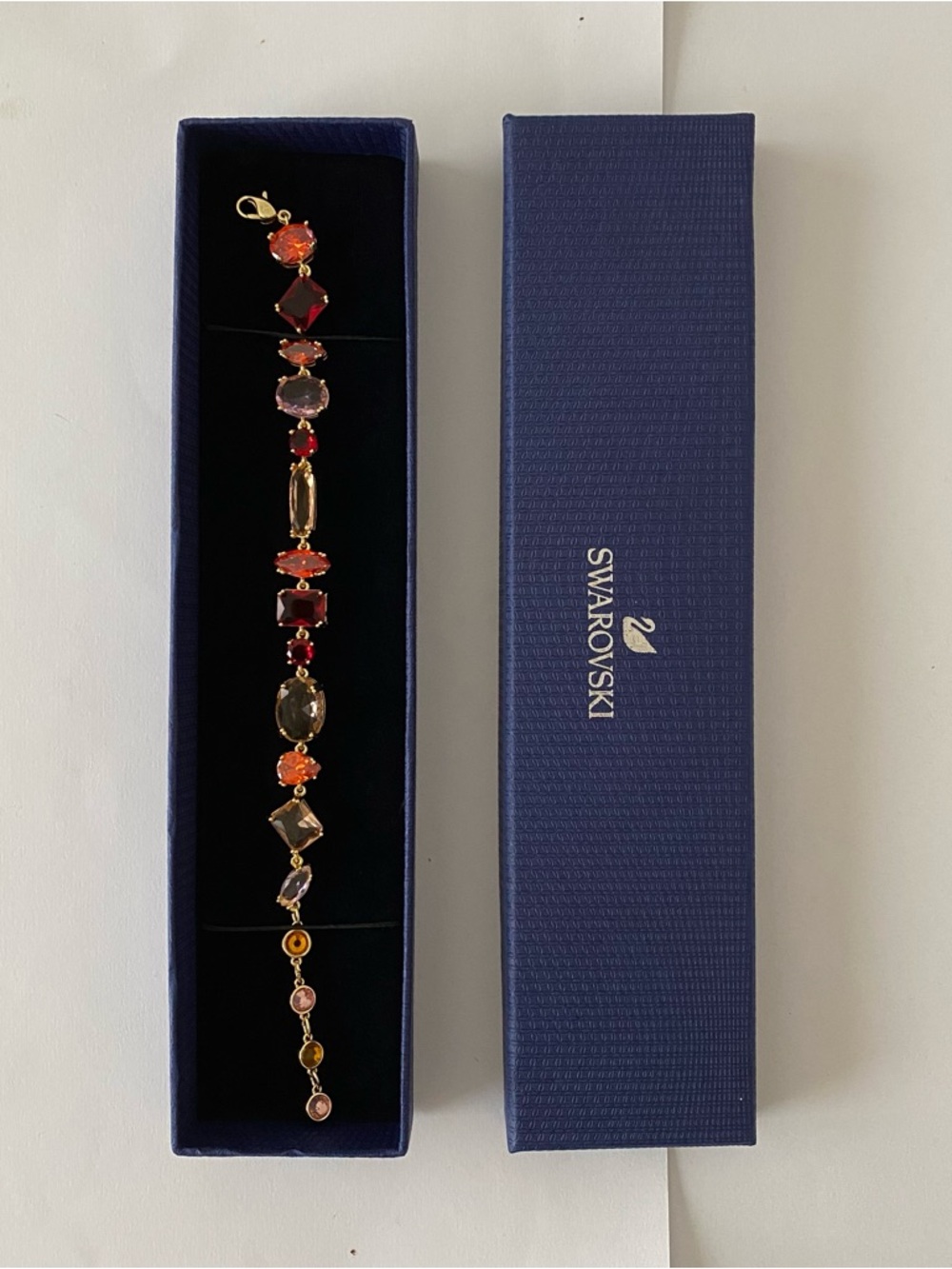 New in Box $249 Swarovski Gema Red Pink Orange Crystals Gold Tone Bracelet